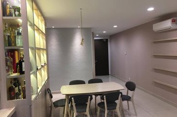 Maisson @ Platinum Apartment