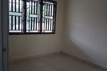 Taman Orkid, Kelanang