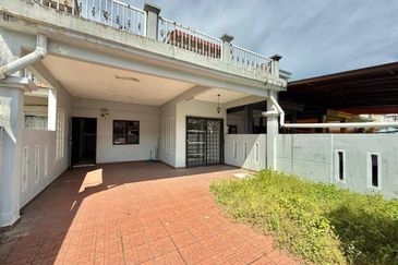 Jalan Turmalin 7/12F