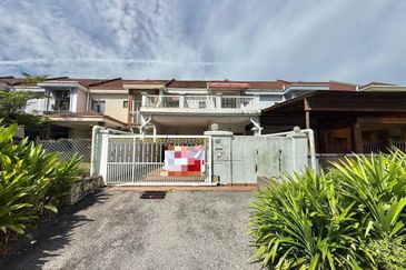 Jalan Turmalin 7/12F