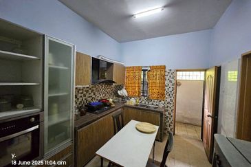 Taman Sri Putra, Sungai Buloh