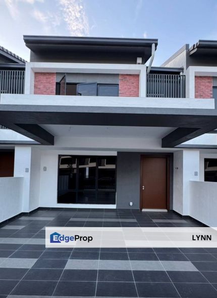DOUBLE STOREY FERROUS 1, ALAM IMPIAN SEKSYEN 35 SHAH ALAM, Selangor, Shah Alam