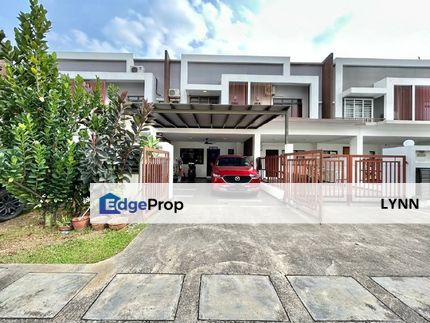 RENOVATED PARTIALLY FURNISHED DOUBLE STOREY SETIA PERMAI 1, U13 SETIA ALAM., Selangor, Shah Alam