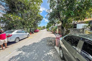 Taman Sri Subang PJS 10