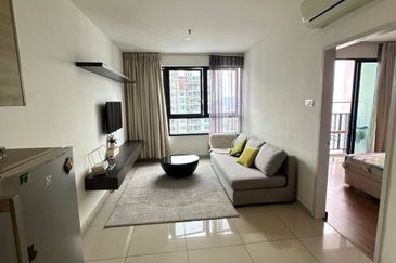 I Residence @ I City