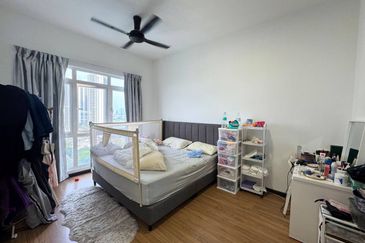 Aurora Tower @ Eco Sky