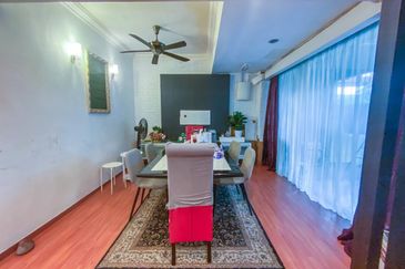 Jalan Uranus U5/122C