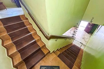 Taman Saujana Puchong