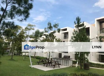  FOR RENT : 4 STOREY VILLA SENJA RAWANG, Selangor, Rawang