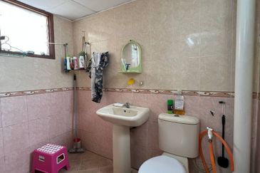 RIVER VIEW APARTMENT PINANG 1B GALLERY 1E OLD KLANG ROAD