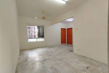 Residensi Warnasari 3