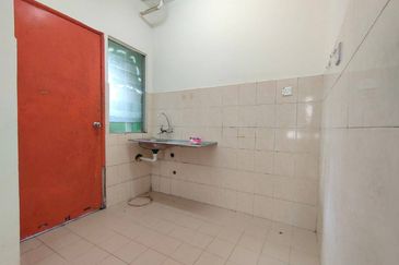 Residensi Warnasari 3