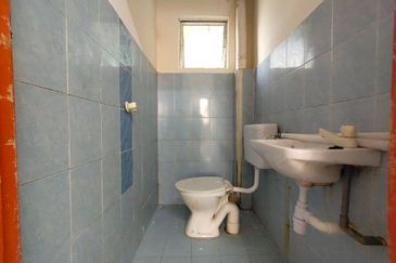 Residensi Warnasari 3