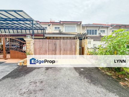 FACING ROAD JUNCTION RENOVATED DOUBLE STOREY  TAMAN PRIMA SAUJANA KAJANG, Selangor, Kajang
