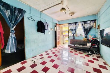 Flat PKNS AU3 (Blok 7 - 15)