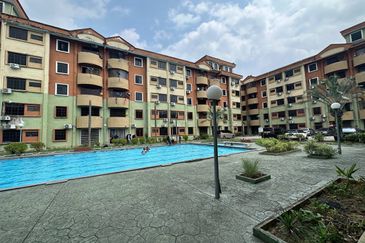 NICE UNIT APARTMENT SRI PELANGI, SUBANG BESTARI U5 SHAH ALAM