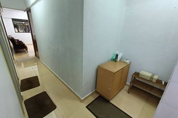 Flat PKNS, Seksyen 24
