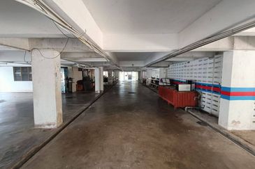 Flat PKNS, Seksyen 24