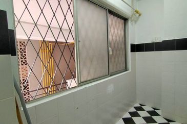 Sri Jelatek Condominium