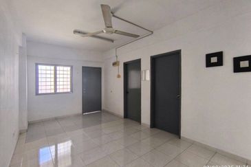 Bandar Tasik Selatan Low Cost Flat