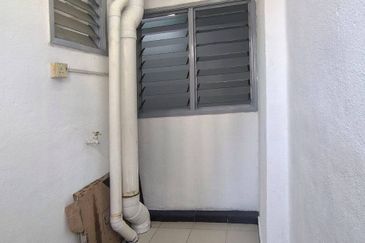 Bandar Tasik Selatan Low Cost Flat