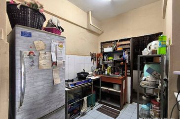 LEVEL 1 LOW COST FLAT TAMAN MURNI, RTB BUKIT CHANGGANG