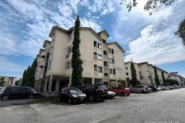 LEVEL 1 LOW COST FLAT TAMAN MURNI, RTB BUKIT CHANGGANG