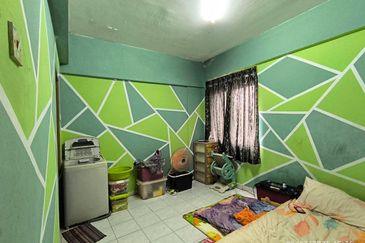 LEVEL 1 LOW COST FLAT TAMAN MURNI, RTB BUKIT CHANGGANG