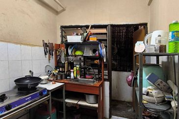 LEVEL 1 LOW COST FLAT TAMAN MURNI, RTB BUKIT CHANGGANG