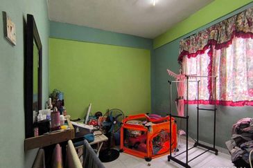 LEVEL 1 LOW COST FLAT TAMAN MURNI, RTB BUKIT CHANGGANG