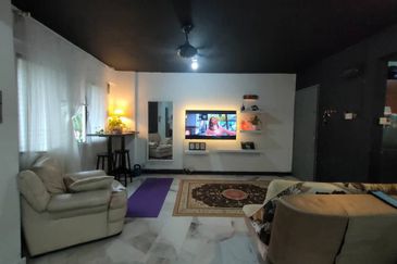 Pangsapuri Melor, Bukit Subang