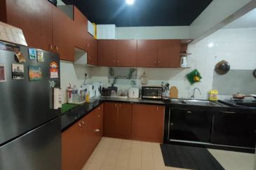 Pangsapuri Melor, Bukit Subang