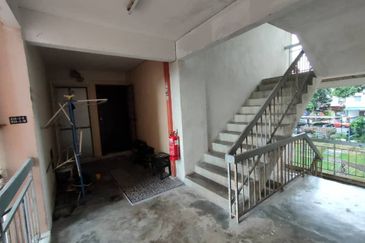 Pangsapuri Melor, Bukit Subang