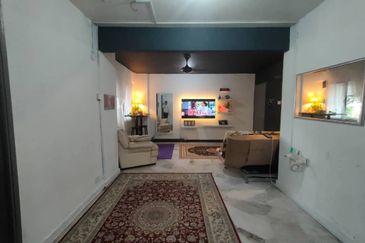 Pangsapuri Melor, Bukit Subang