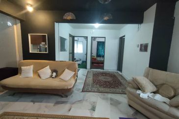 Pangsapuri Melor, Bukit Subang