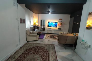 Pangsapuri Melor, Bukit Subang