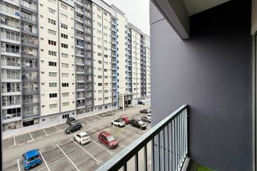 D'Kristal Apartment @ Setia EcoHill (Pangsapuri D'Kristal)