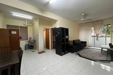 Pangsapuri Putra Impian, Taman Pinggiran Putra