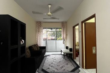 Pangsapuri Putra Impian, Taman Pinggiran Putra