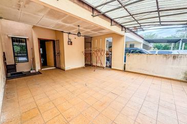 Bandar Country Homes