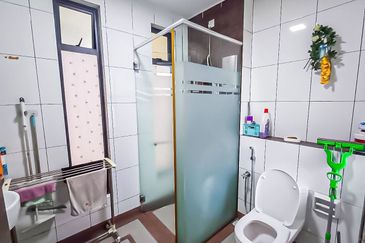 Ivy Terrace & Clover Park Denai Alam