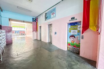 Pangsapuri SS8 Kelana Jaya