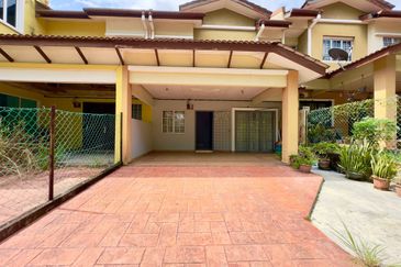 Jalan Suakasih @ Tun Hussein Onn