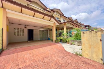 Jalan Suakasih @ Tun Hussein Onn