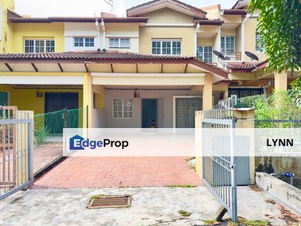 FACING OPEN DOUBLE STOREY JALAN SUAKASIH BANDAR TUN HUSSEIN ONN CHERAS, Selangor, Cheras
