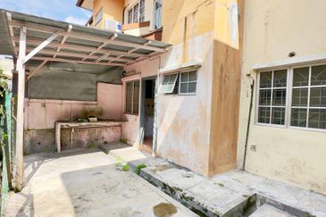 Jalan Suakasih @ Tun Hussein Onn