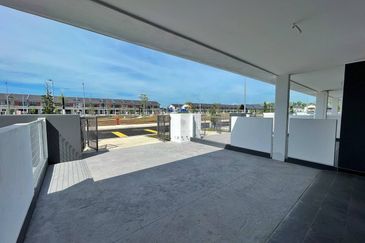 Casira 3 @ Bandar Bukit Raja