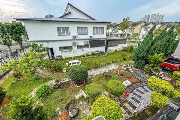 ENDLOT 2-STOREY SUPERLINK D'ALPINIA BANDAR 16 SIERRA,PUCHONG SOUTH