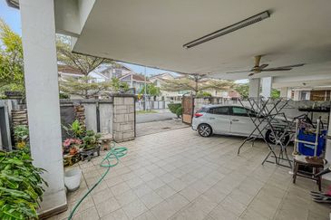 ENDLOT 2-STOREY SUPERLINK D'ALPINIA BANDAR 16 SIERRA,PUCHONG SOUTH