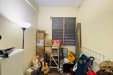 Jelutong Apartment, Selayang Heights